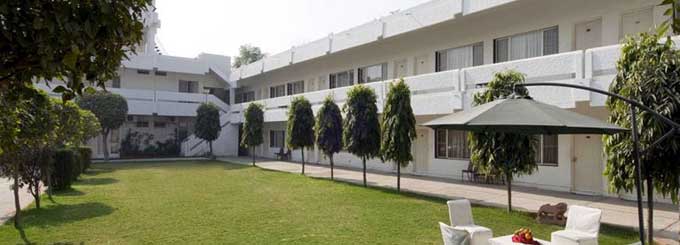 Grand Hotel, Agra