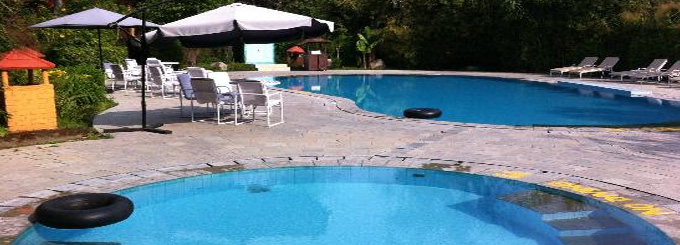 Le Roi Hotel, Corbett